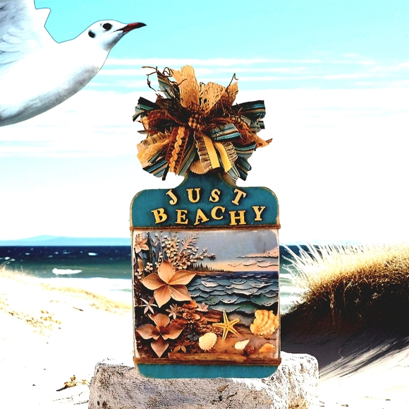 Beach Decor - Picture 2 of 2